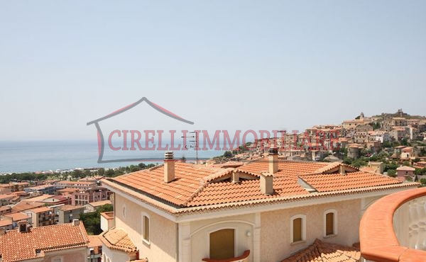 Scalea, villa on 3 floors