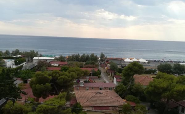 Apartment with sea view