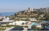 Apartment with sea view